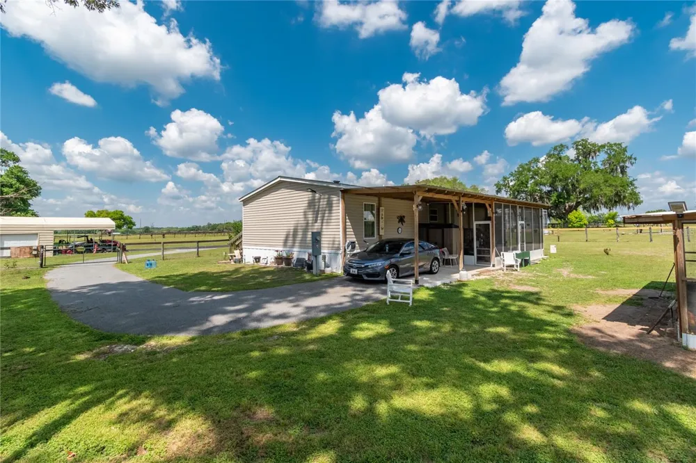13025 NW GAINESVILLE ROAD Reddick, FL 32686