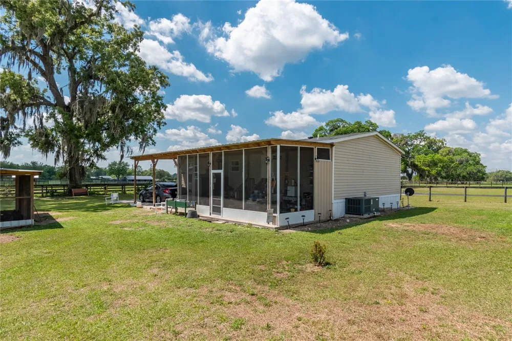 13025 NW GAINESVILLE ROAD Reddick, FL 32686