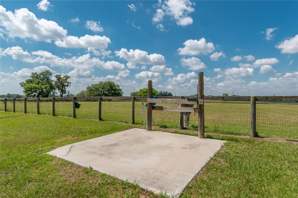 13025 NW GAINESVILLE ROAD Reddick, FL 32686