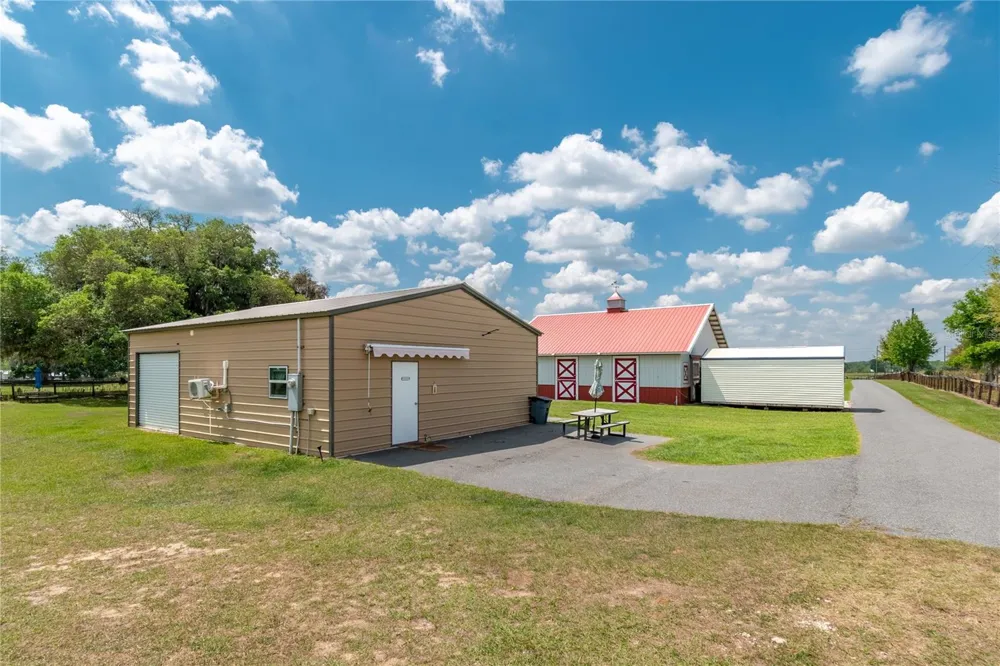 13025 NW GAINESVILLE ROAD Reddick, FL 32686