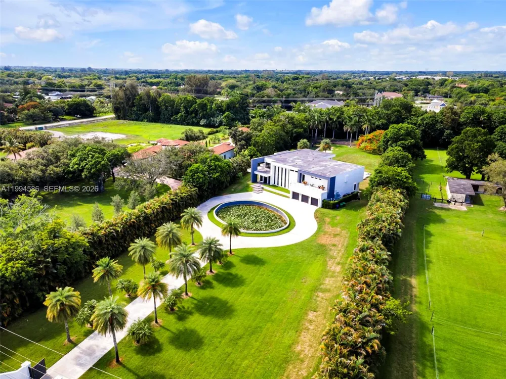 13441 Mustang Trl Southwest Ranches, FL 33330