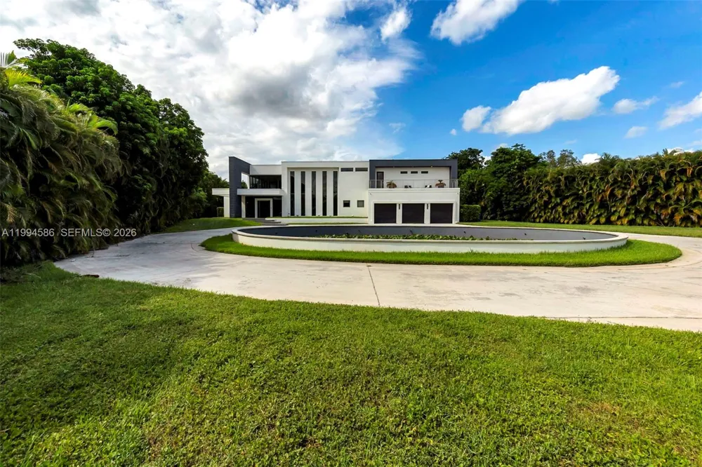 13441 Mustang Trl Southwest Ranches, FL 33330