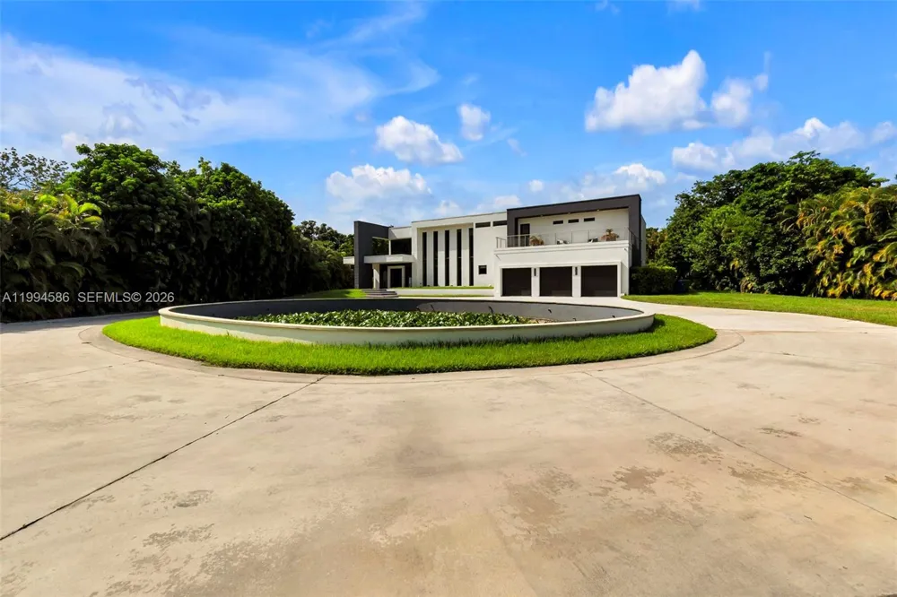 13441 Mustang Trl Southwest Ranches, FL 33330