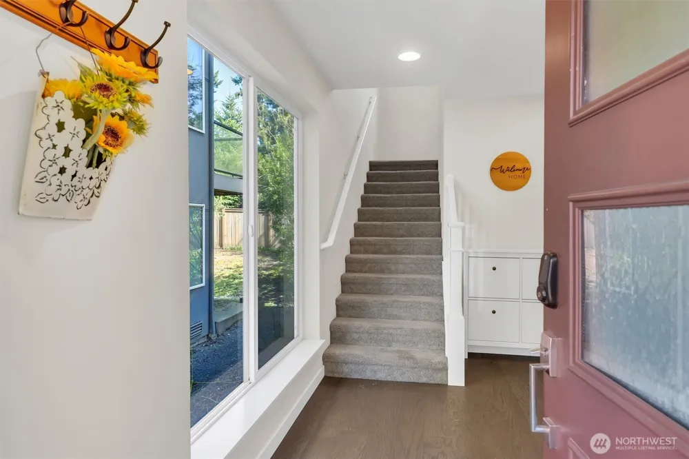 14610 36th Avenue NE Lake Forest Park, WA 98155