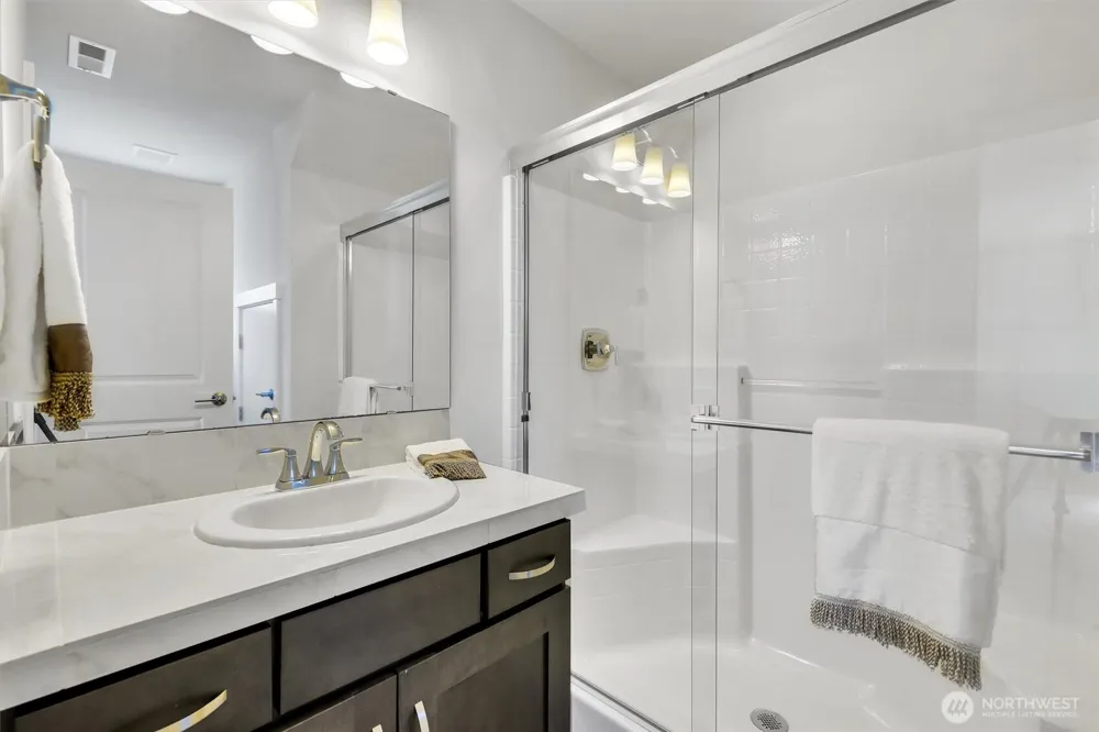 14610 36th Avenue NE Lake Forest Park, WA 98155