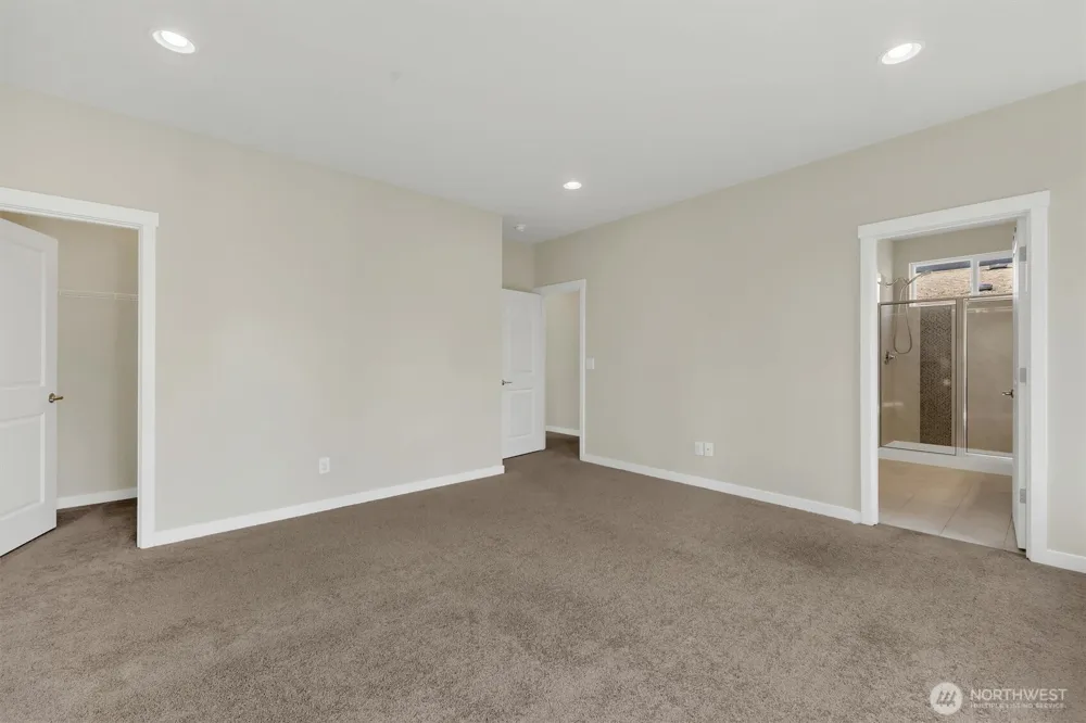 14610 36th Avenue NE Lake Forest Park, WA 98155