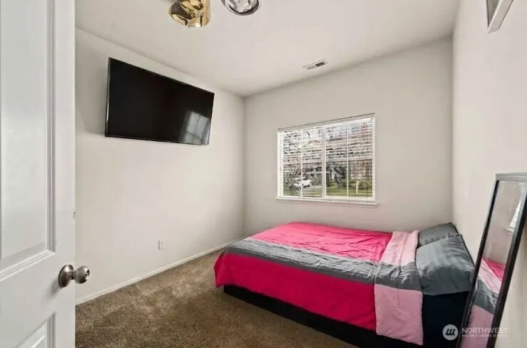 12902 81st Avenue Ct E Puyallup, WA 98373