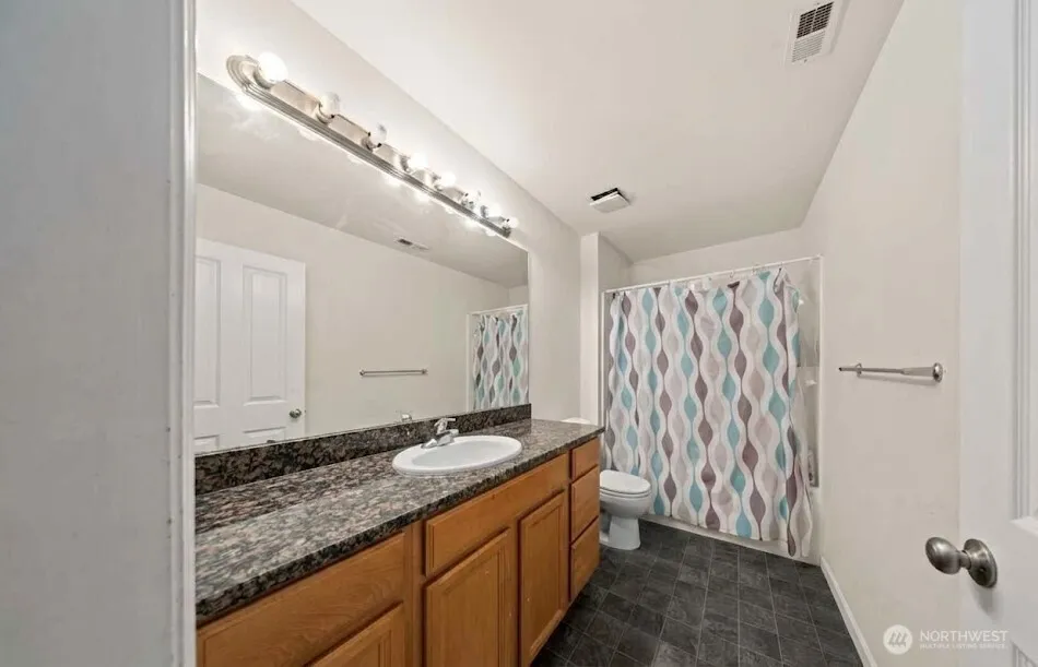 12902 81st Avenue Ct E Puyallup, WA 98373