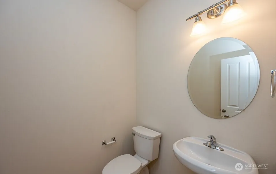 12902 81st Avenue Ct E Puyallup, WA 98373