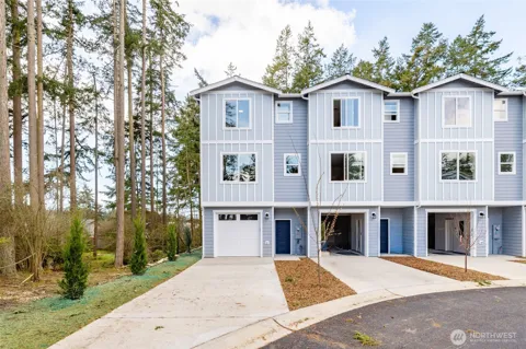 945 NW Heller Street #C2