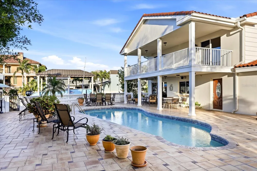 350 HARBOR PASSAGE Clearwater Beach, FL 33767