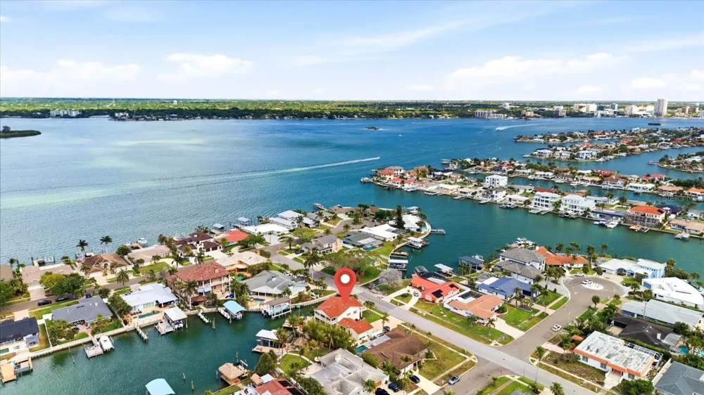 350 HARBOR PASSAGE Clearwater Beach, FL 33767