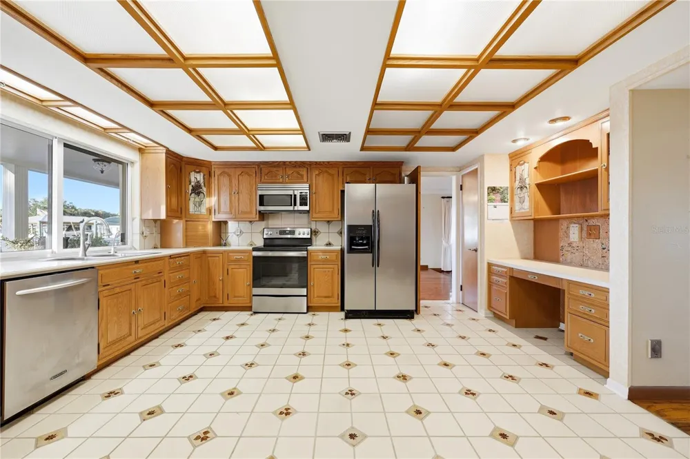 350 HARBOR PASSAGE Clearwater Beach, FL 33767