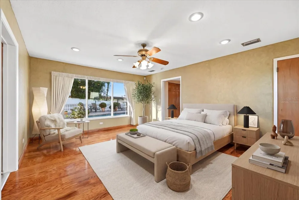 350 HARBOR PASSAGE Clearwater Beach, FL 33767