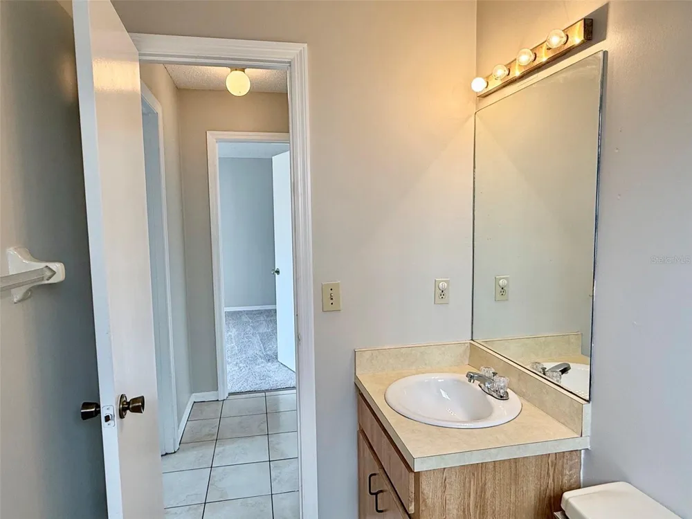 608 E WARREN AVENUE Longwood, FL 32750