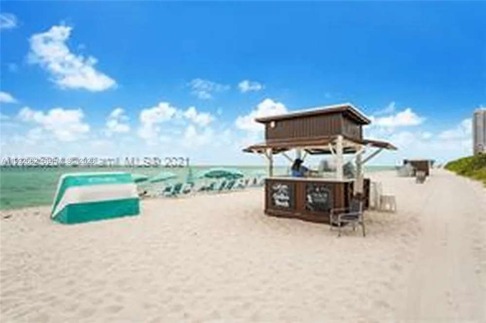 6801 Collins Ave #1414 Miami Beach, FL 33141