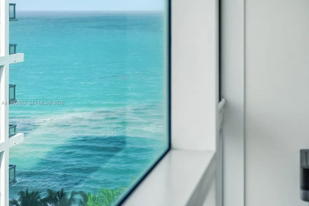 6801 Collins Ave #1414 Miami Beach, FL 33141