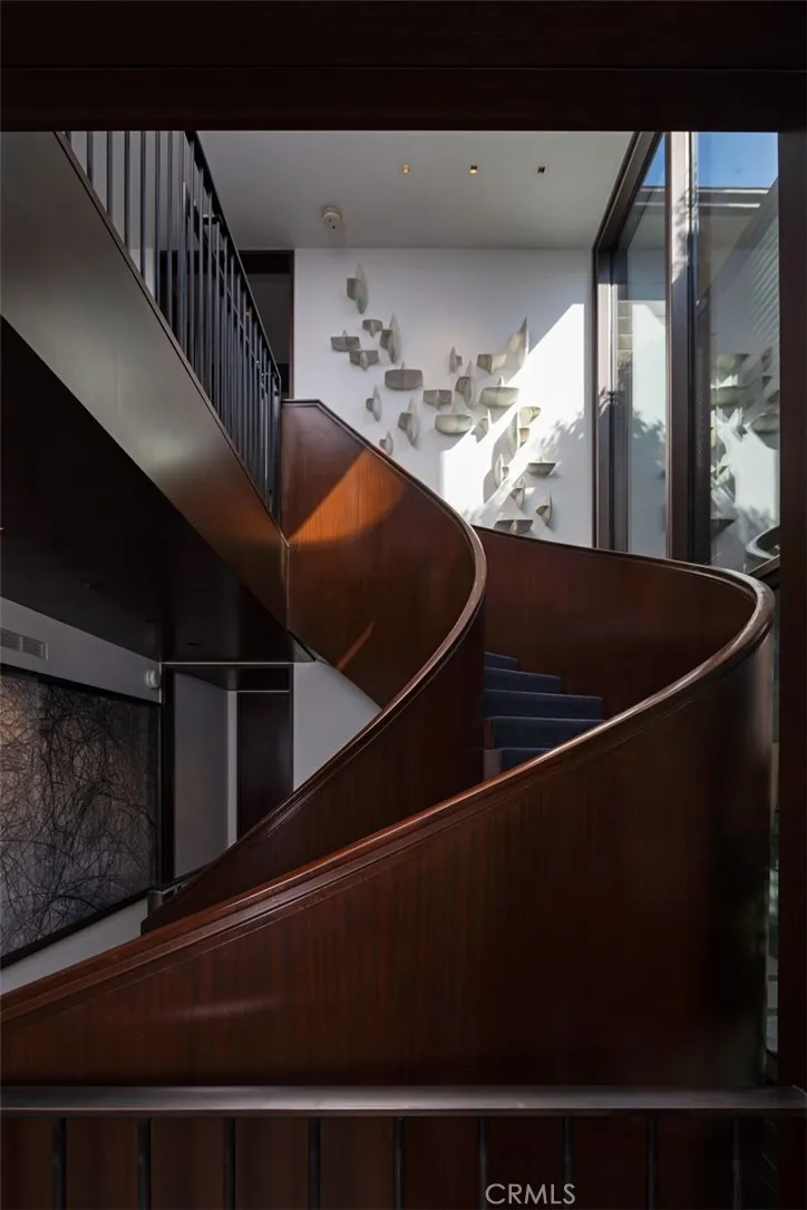 3216 The Strand Manhattan Beach, CA 90266