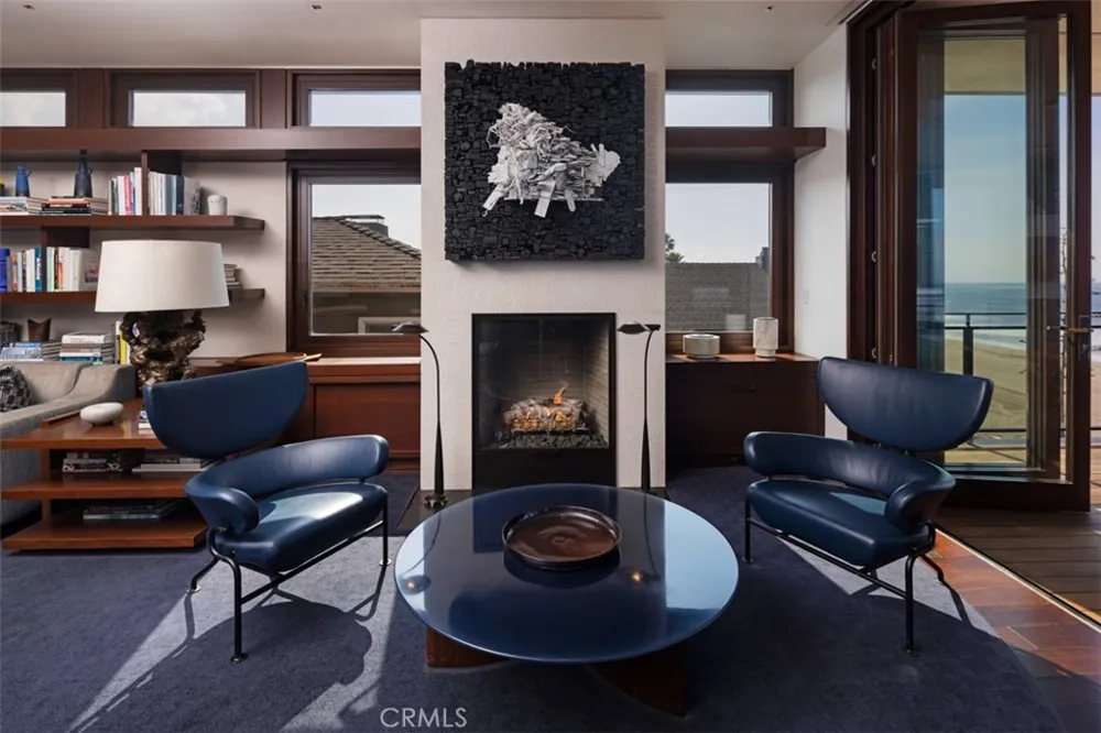 3216 The Strand Manhattan Beach, CA 90266
