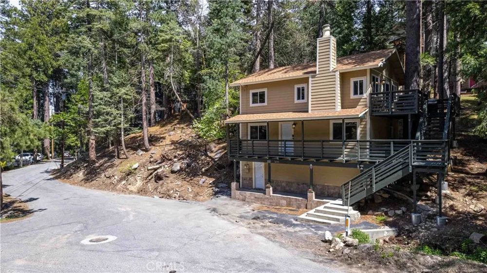 26131 Lake Forest Drive Twin Peaks, CA 92391