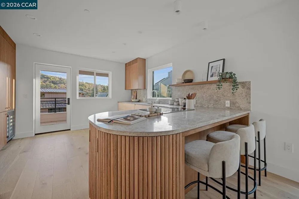 3742 Mt. Diablo Blvd #2A #WOODHAVEN 2A Lafayette, CA 94549