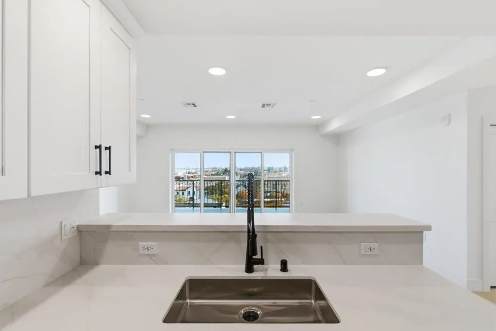 560 El Camino Real #206 San Carlos, CA 94070