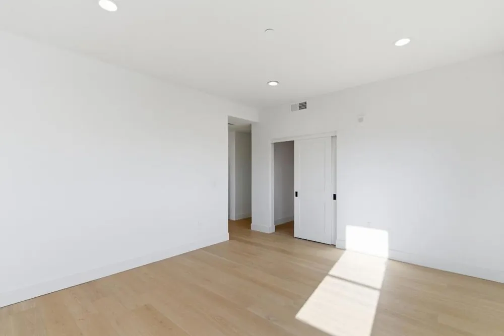 560 El Camino Real #206 San Carlos, CA 94070