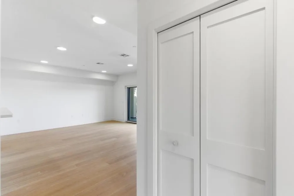 560 El Camino Real #206 San Carlos, CA 94070