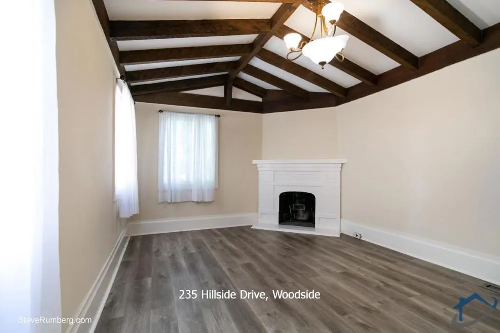 235 Hillside Drive Woodside, CA 94062