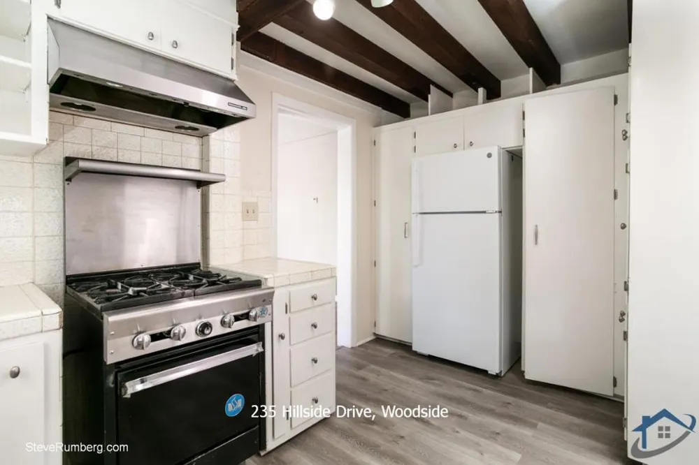 235 Hillside Drive Woodside, CA 94062