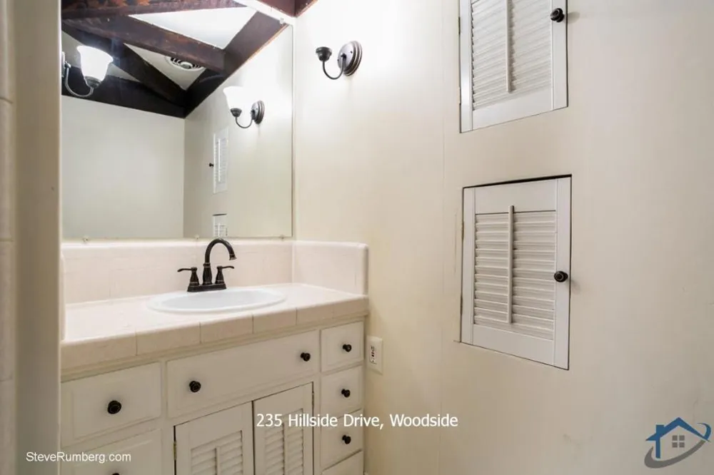 235 Hillside Drive Woodside, CA 94062
