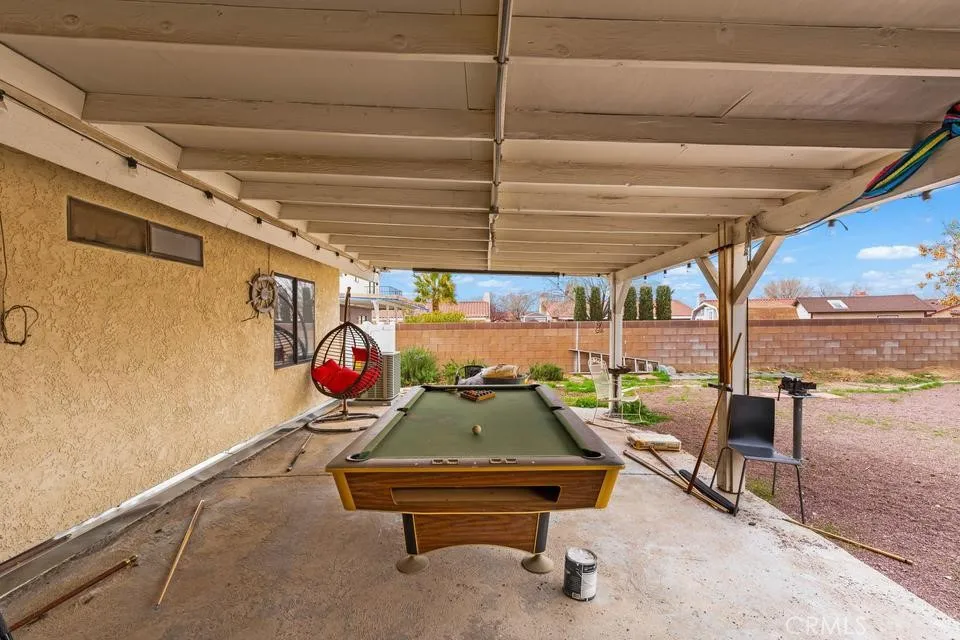 1827 Louise Lancaster, CA 93534