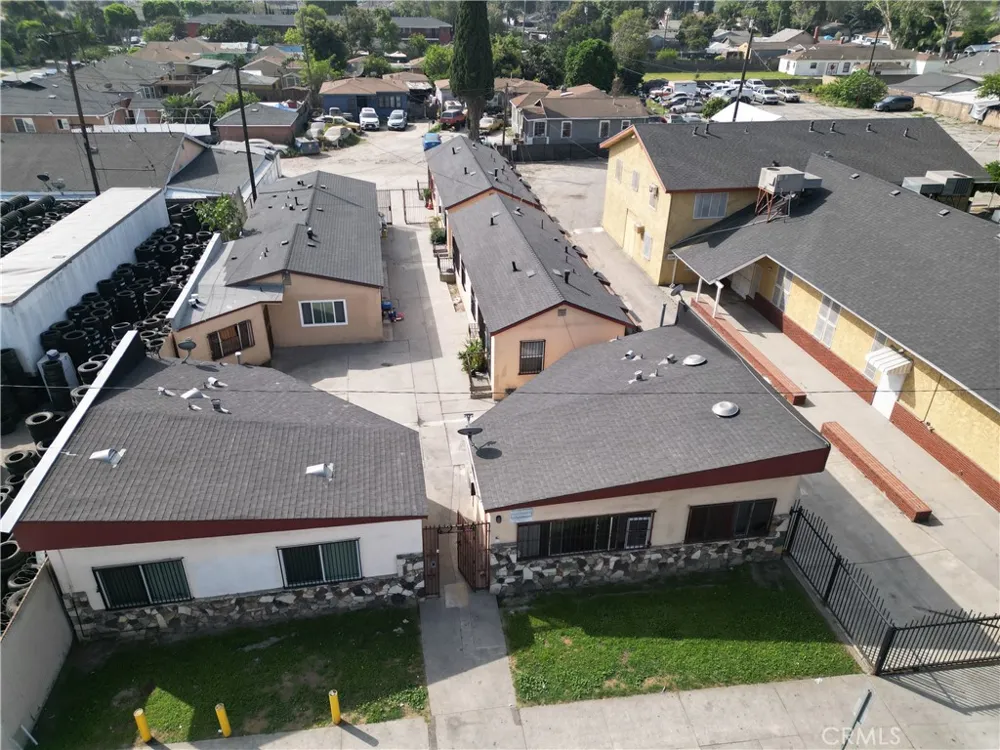 4244 E Compton Compton, CA 90221