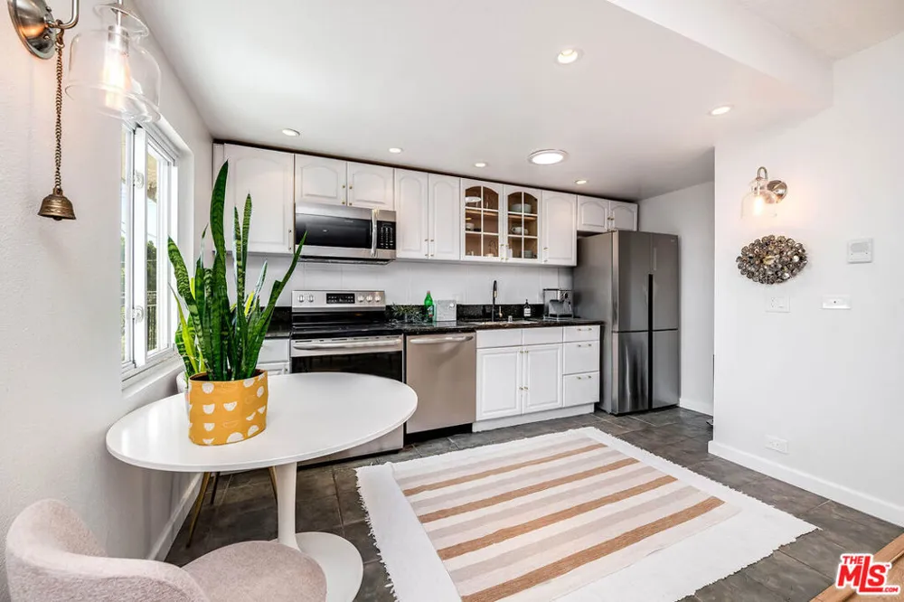 445 Washington Boulevard #10 Marina del Rey, CA 90292