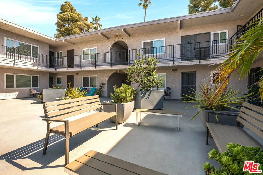 445 Washington Boulevard #10 Marina del Rey, CA 90292