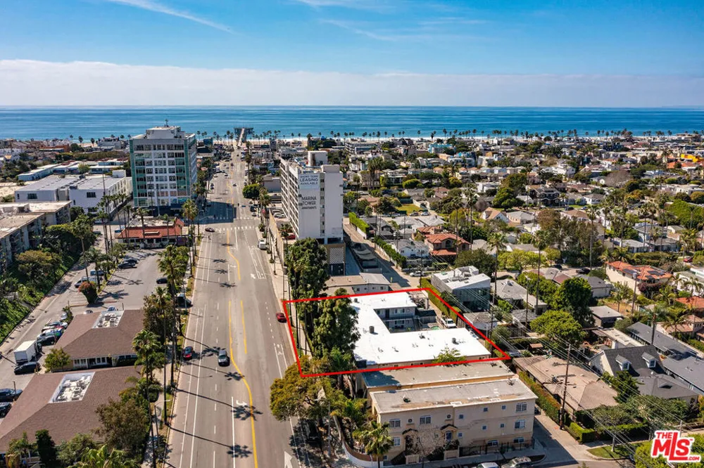 445 Washington Boulevard #10 Marina del Rey, CA 90292