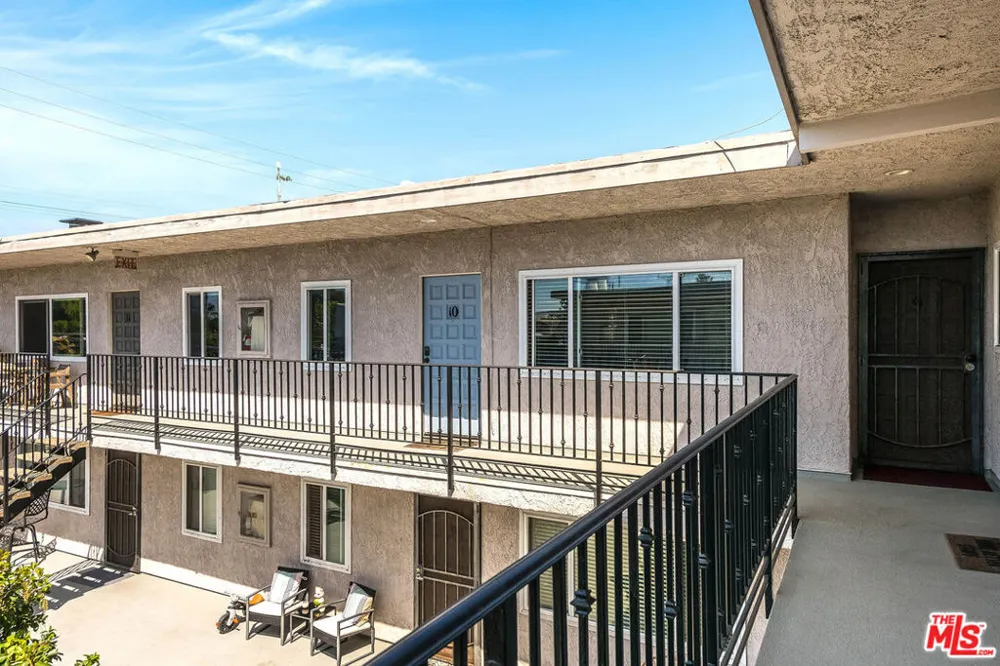 445 Washington Boulevard #10 Marina del Rey, CA 90292