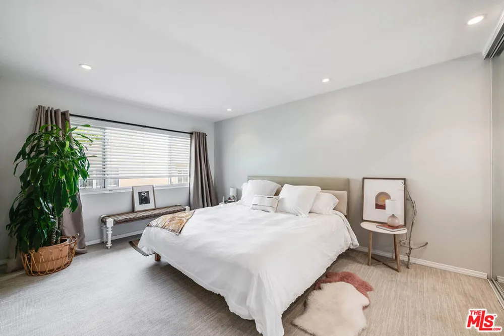 445 Washington Boulevard #10 Marina del Rey, CA 90292