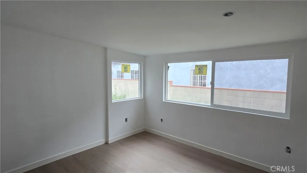 2187 E Villa Pasadena, CA 91107