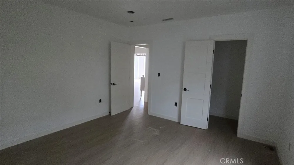 2187 E Villa Pasadena, CA 91107