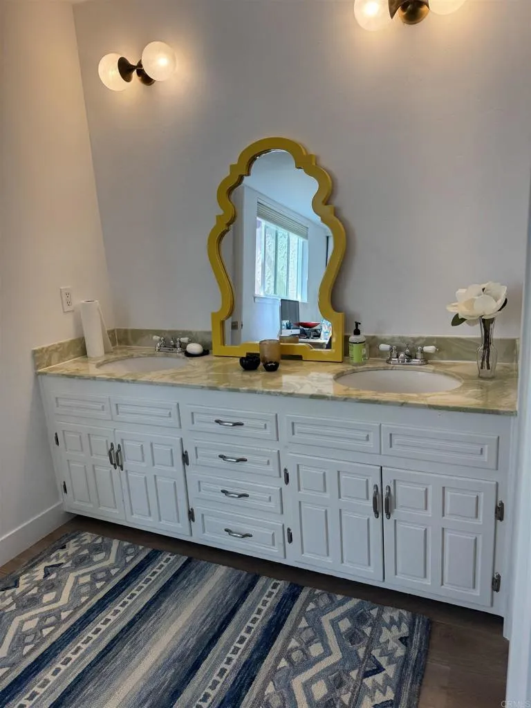 424 Stratford Court #A32 Del Mar, CA 92014