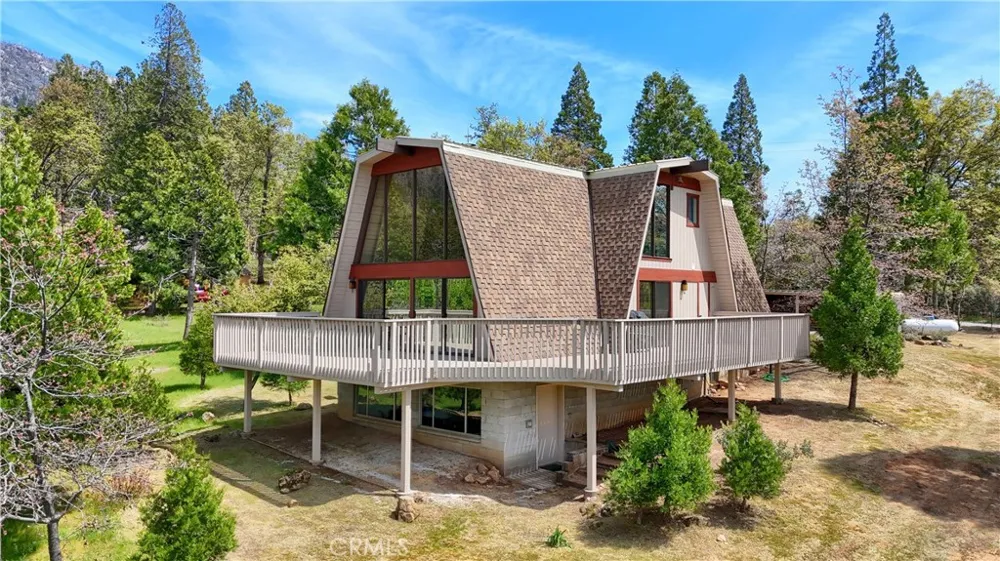 60027 Cascadel S North Fork, CA 93643