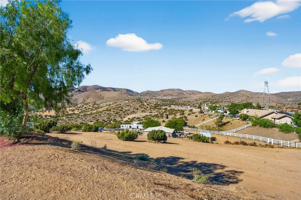 34215 Simla Acton, CA 93510