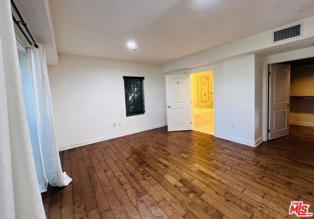 8238 W Manchester Avenue #103 Playa del Rey, CA 90293