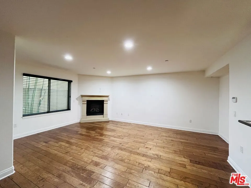 8238 W Manchester Avenue #103 Playa del Rey, CA 90293