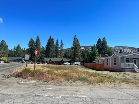 900 Greenway Drive