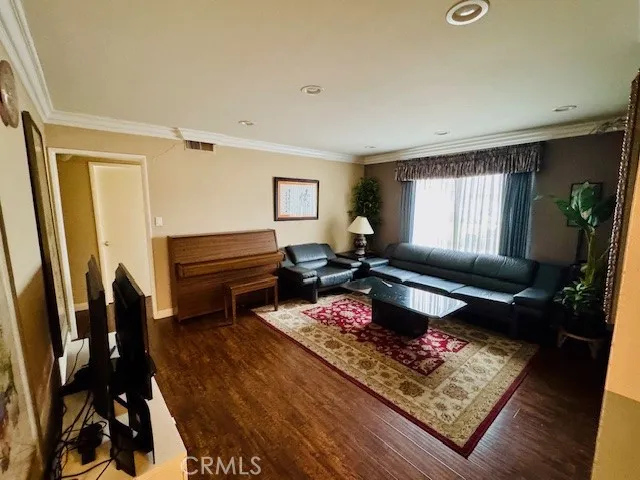 18214 Mescalero Rowland Heights, CA 91748