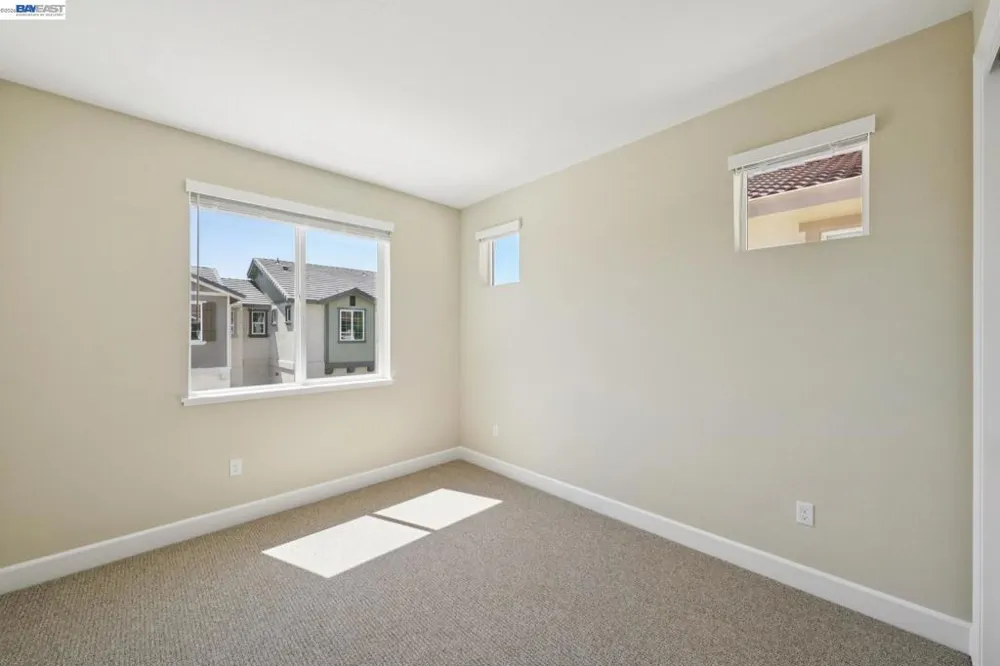122 Creek View Cir Fairfield, CA 94533