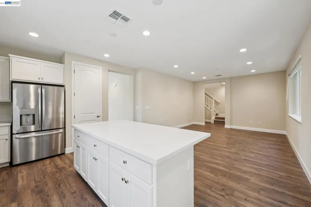 122 Creek View Cir Fairfield, CA 94533