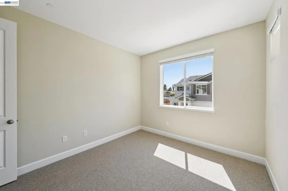 122 Creek View Cir Fairfield, CA 94533